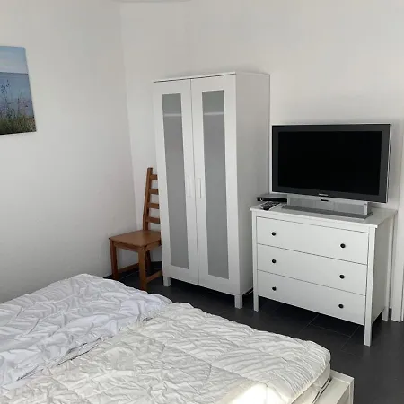 Fehmarn-ostseeferienfewo Wellenkamp 154 *